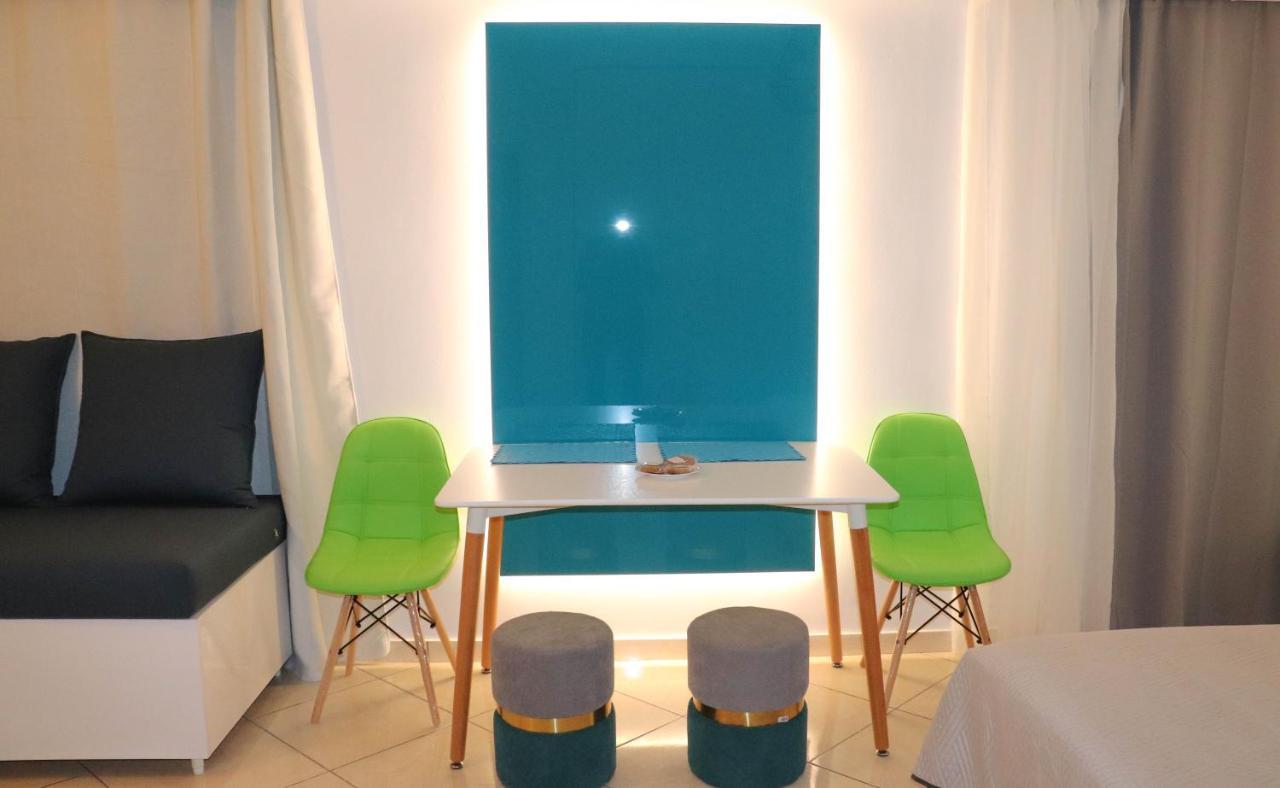 The Sky Yard Eclectic Studios Rhodes City Luaran gambar