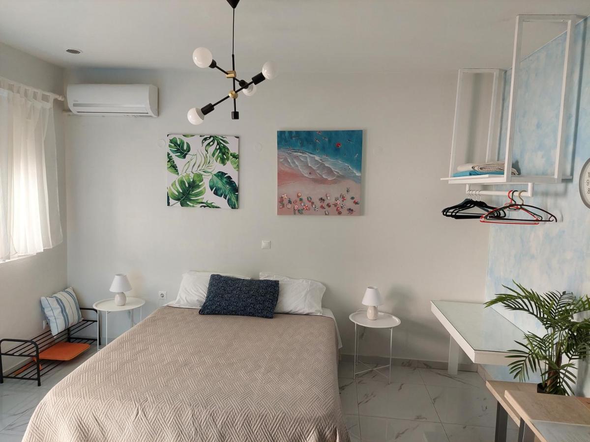 The Sky Yard Eclectic Studios Rhodes City Luaran gambar